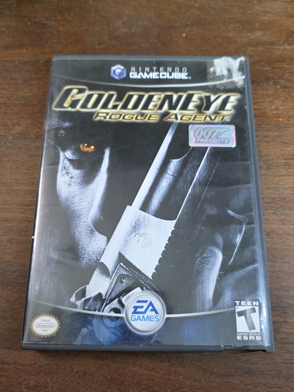 Nintendo GameCube Goldeneye 007 Rogue Agent Game CIB